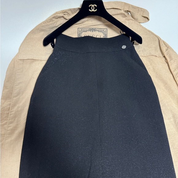 CHANEL - Picture 3 of 15